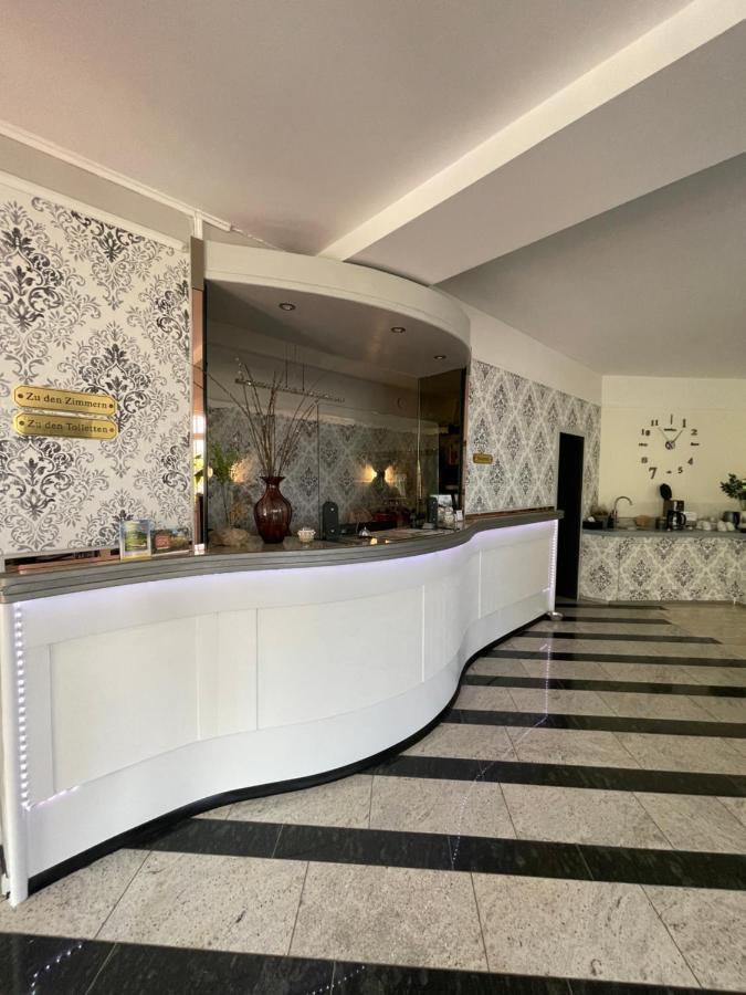 Haus Hennesburg, Garni Hotel Eisenach Eksteriør billede