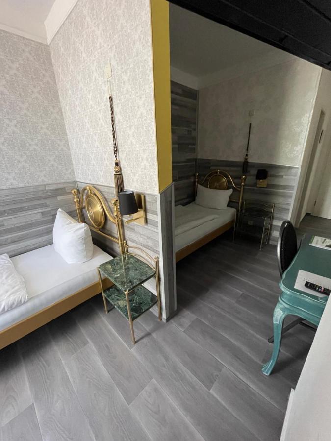 Haus Hennesburg, Garni Hotel Eisenach Eksteriør billede