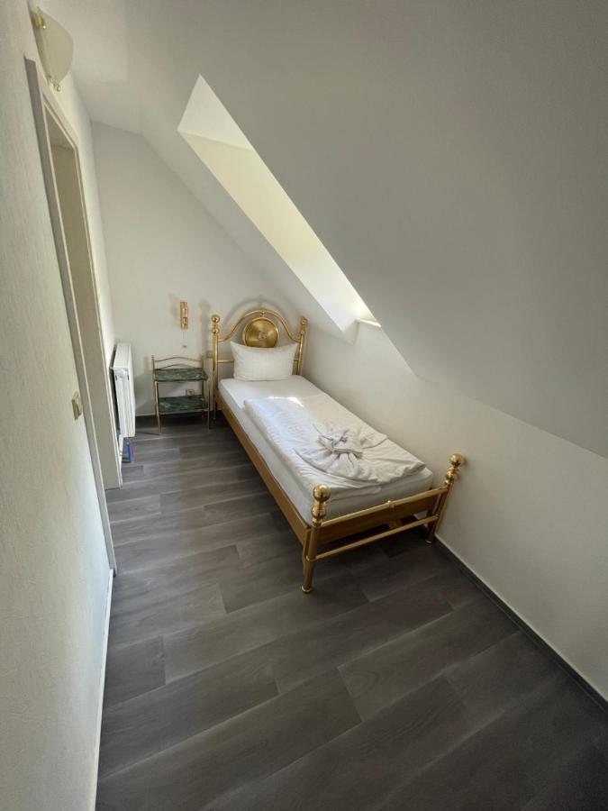 Haus Hennesburg, Garni Hotel Eisenach Eksteriør billede